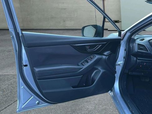 Used 2017 Subaru Impreza 2.0i Premium image 19