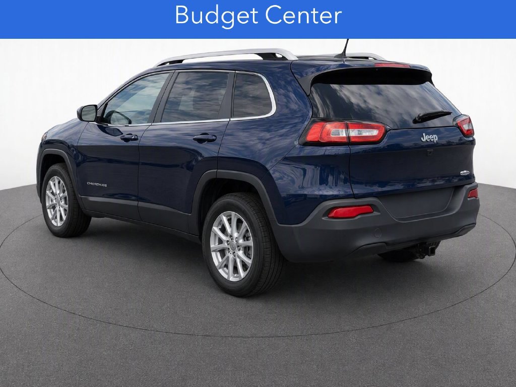 Used 2016 Jeep Cherokee Latitude w/ Cold Weather Group FWD image 4