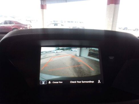 Used 2017 Acura MDX SH-AWD w/ Tech & Entertainment image 9