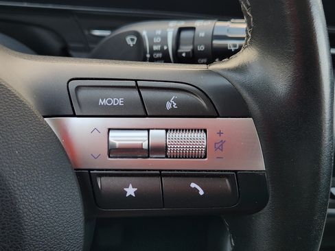 Used 2024 Hyundai Kona SEL FWD image 29