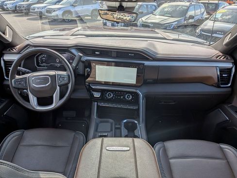 Certified 2024 GMC Sierra 2500 Denali w/ Denali Reserve Package image 18