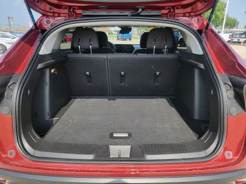 Used 2025 Chevrolet Trax LS w/ Driver Confidence Package FWD image 31