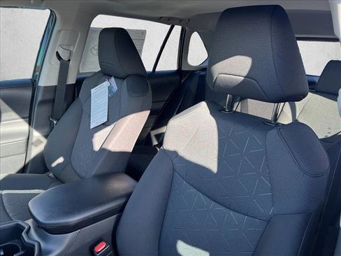 New 2025 Toyota RAV4 XLE image 15
