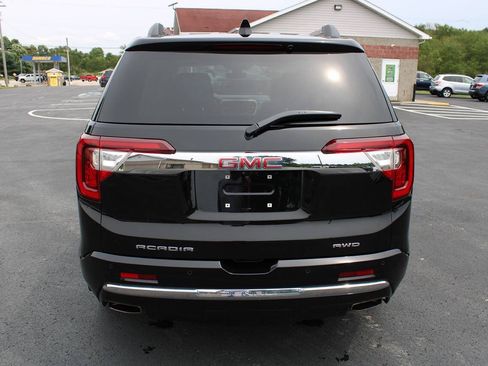 Used 2023 GMC Acadia Denali w/ Denali Ultimate Package AWD/4WD image 4