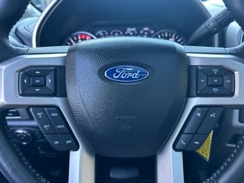 Certified 2021 Ford F250 Lariat image 22