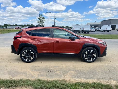 Used 2024 Subaru Crosstrek 2.5i Limited w/ Popular Package #3A AWD/4WD image 9