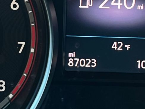 Used 2018 Volkswagen Atlas SE image 21