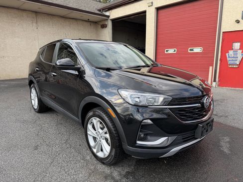 Used 2021 Buick Encore GX Preferred w/ Cold Weather Comfort Package AWD/4WD image 7