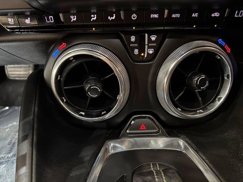 Used 2016 Chevrolet Camaro SS RWD image 27