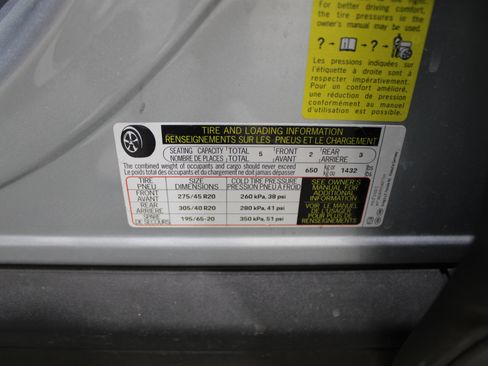 Used 2019 Porsche Cayenne image 47