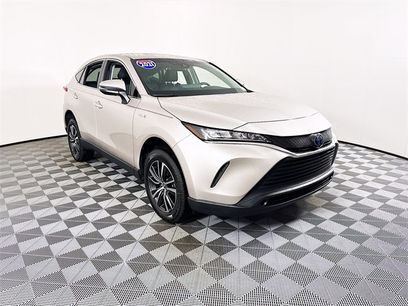 Used 2021 Toyota Venza LE w/ Carpet Mat Package (TMS)