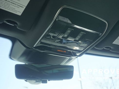 Used 2024 Land Rover Range Rover Sport Dynamic SE image 16