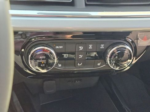 New 2026 Chevrolet Trax LT w/ Driver Confidence Package image 21