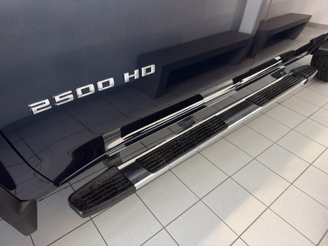 Used 2021 Chevrolet Silverado 2500 LTZ AWD/4WD image 37