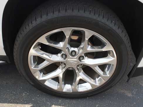 Used 2020 Cadillac Escalade Luxury RWD image 4