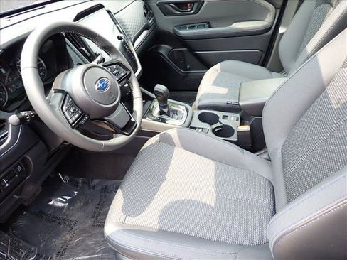 Certified 2025 Subaru Forester Premium AWD/4WD image 12