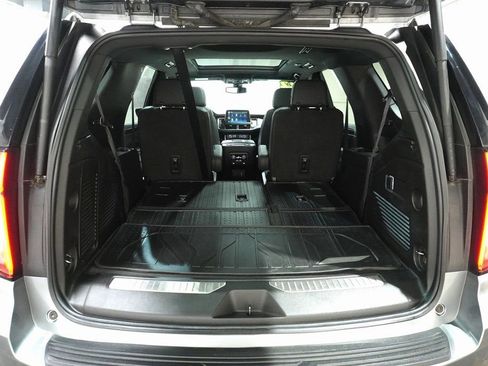 Used 2022 Chevrolet Tahoe Z71 image 6