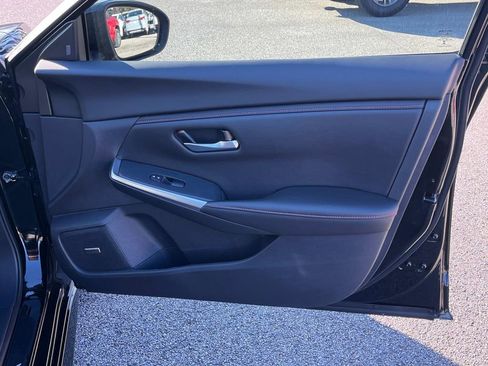 Certified 2025 Nissan Sentra SR w/ SR Premium Package image 26