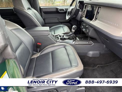 Used 2025 Ford Bronco Outer Banks image 13
