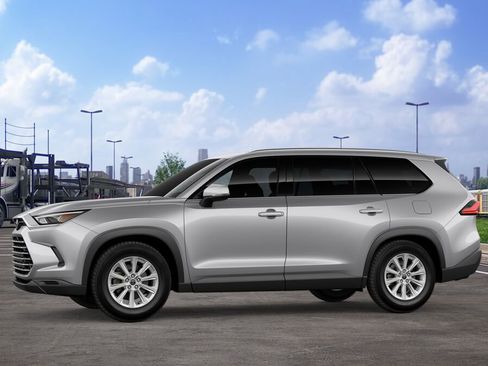 New 2026 Toyota Grand Highlander XLE image 3