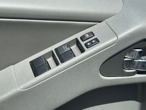 Used 2019 Nissan Frontier SL RWD image 27