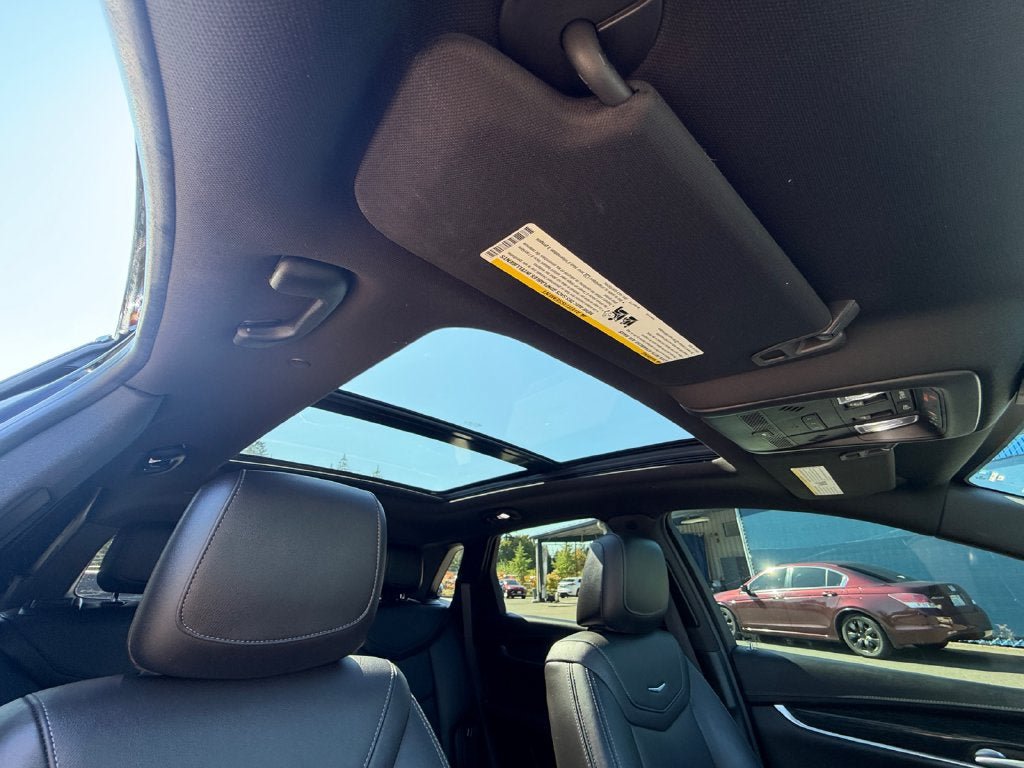 Used 2023 Cadillac XT5 Premium Luxury AWD/4WD image 28