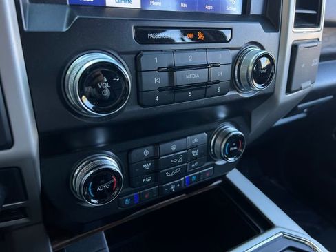 Used 2020 Ford F150 Lariat w/ Equipment Group 502A Luxury image 27