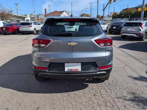 Used 2021 Chevrolet TrailBlazer LS FWD image 7