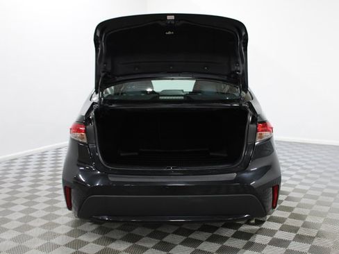 Used 2020 Toyota Corolla LE image 15