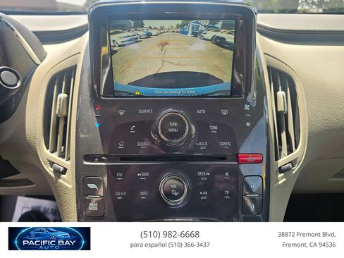 Used 2015 Chevrolet Volt w/ Enhanced Safety Package 1 FWD image 26