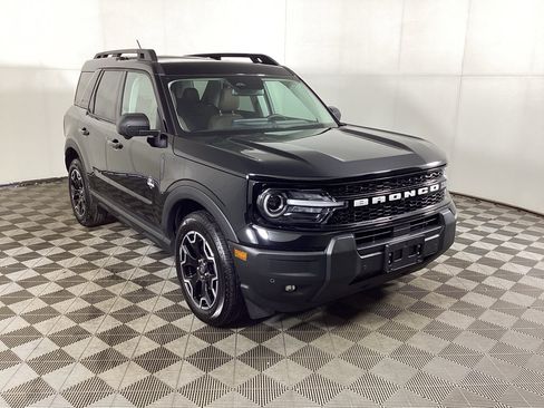 Used 2025 Ford Bronco Sport Outer Banks w/ Outer Banks Tech Package+ image 1