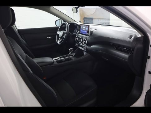 Certified 2022 Nissan Sentra SV w/ Trunk Package image 22