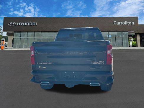 Used 2022 Chevrolet Silverado 1500 High Country w/ Technology Package image 6