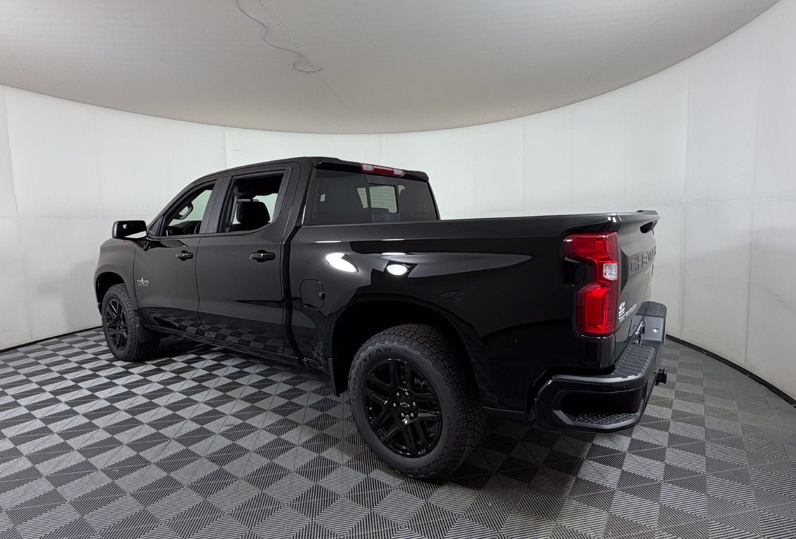New 2026 Chevrolet Silverado 1500 RST AWD/4WD image 3