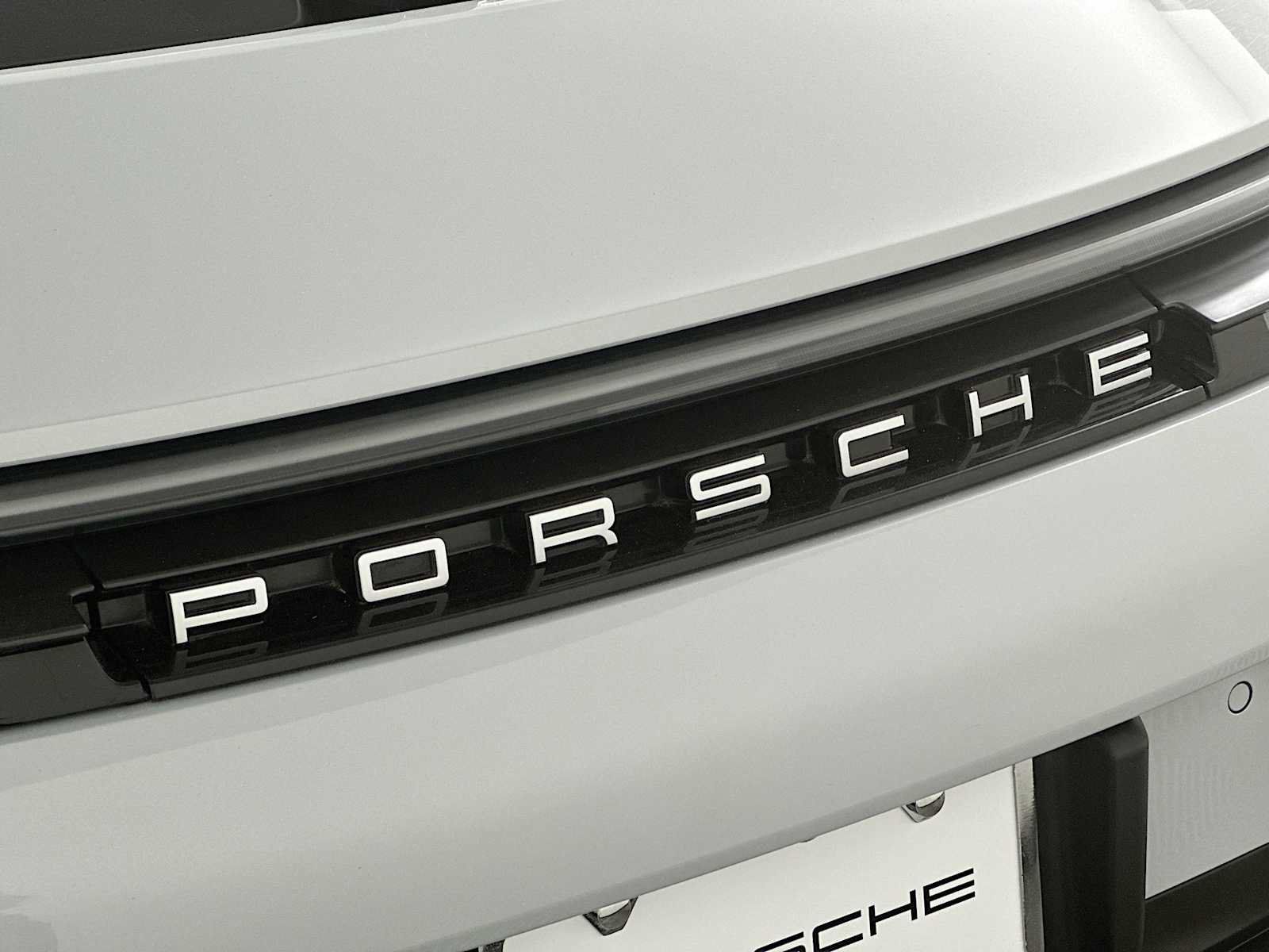 Certified 2025 Porsche 911 Carrera S RWD image 31