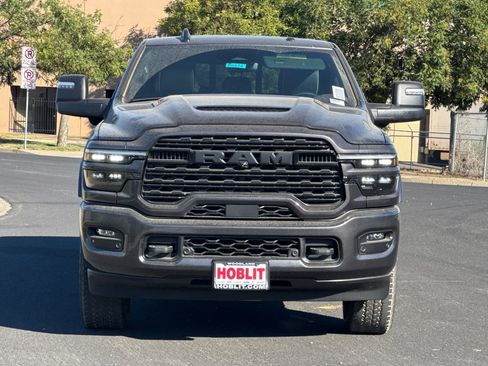 New 2026 RAM 2500 Limited AWD/4WD image 8