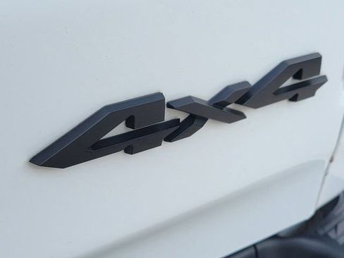 Used 2021 RAM 1500 Big Horn AWD/4WD image 14
