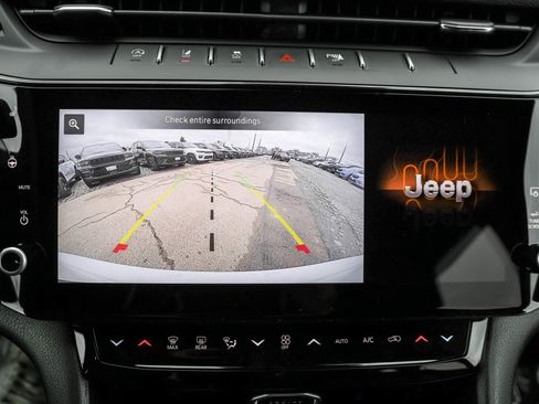 New 2026 Jeep Grand Cherokee Limited w/ Limited Altitude Package image 24