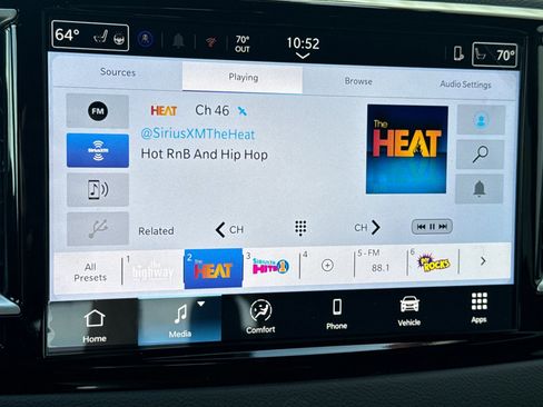 New 2026 Chrysler Voyager LX image 18