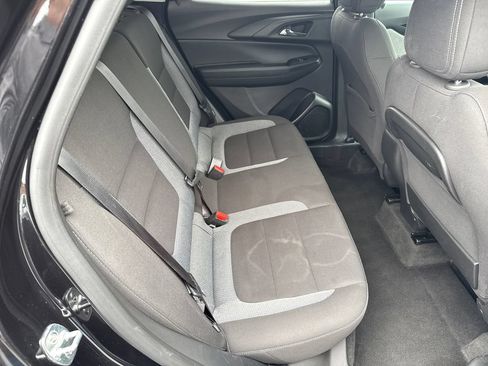 Used 2024 Chevrolet TrailBlazer LT FWD image 16