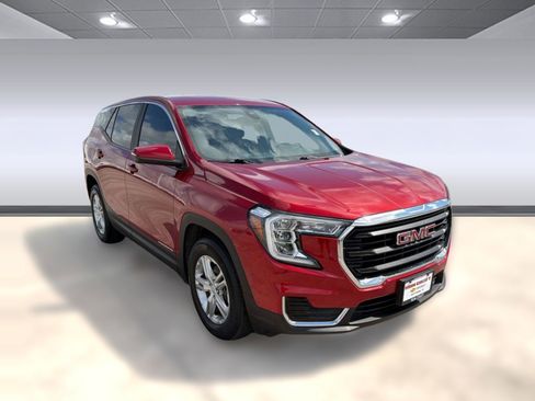 Certified 2023 GMC Terrain SLE image 6
