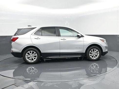 Used 2021 Chevrolet Equinox LT AWD/4WD image 4