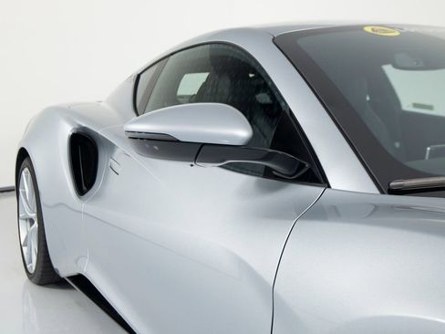 Used 2025 Lotus Emira image 39