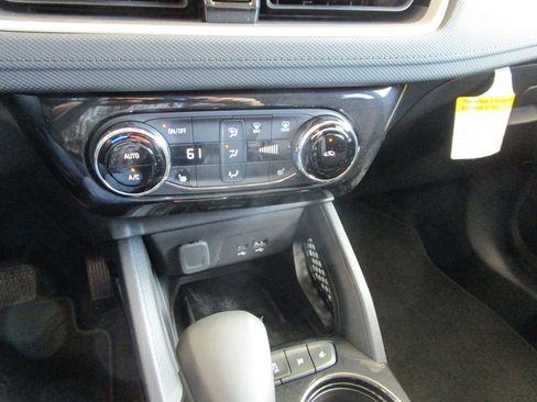 New 2026 Chevrolet TrailBlazer LT w/ Convenience Package FWD image 53