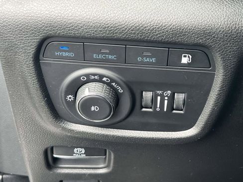 Used 2023 Jeep Grand Cherokee 4WD 4xe image 21