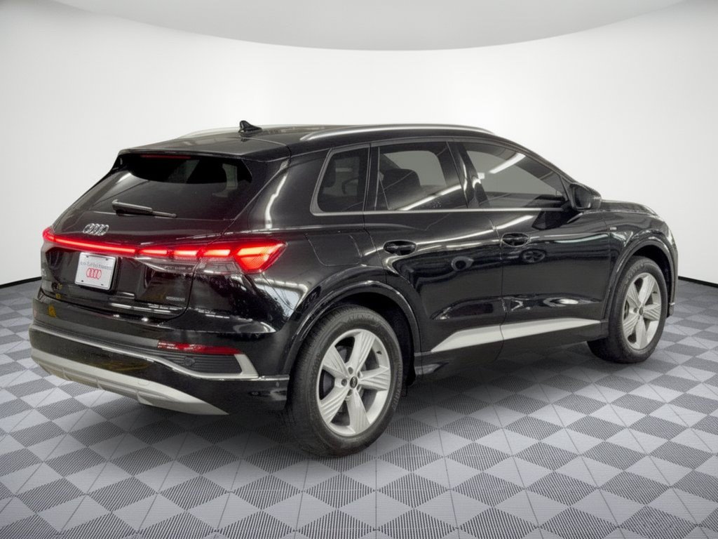 Used 2024 Audi Q4 e-tron Prestige AWD/4WD image 9