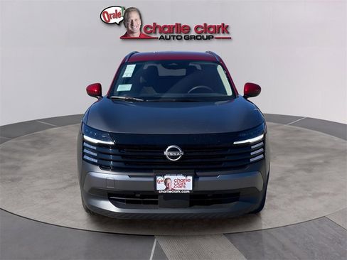 New 2026 Nissan Kicks SV image 9