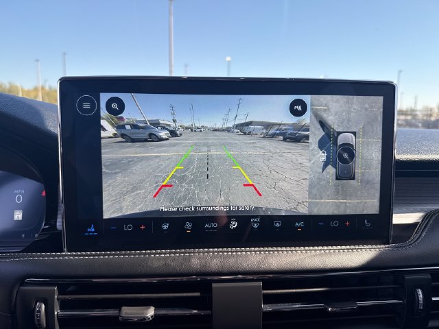 Used 2024 Lincoln Corsair AWD w/ Equipment Group 101A image 23