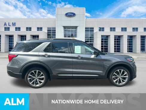 Certified 2025 Ford Explorer Platinum w/ Ultimate Package AWD/4WD image 4