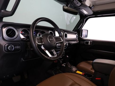 Used 2021 Jeep Gladiator Rubicon AWD/4WD image 26